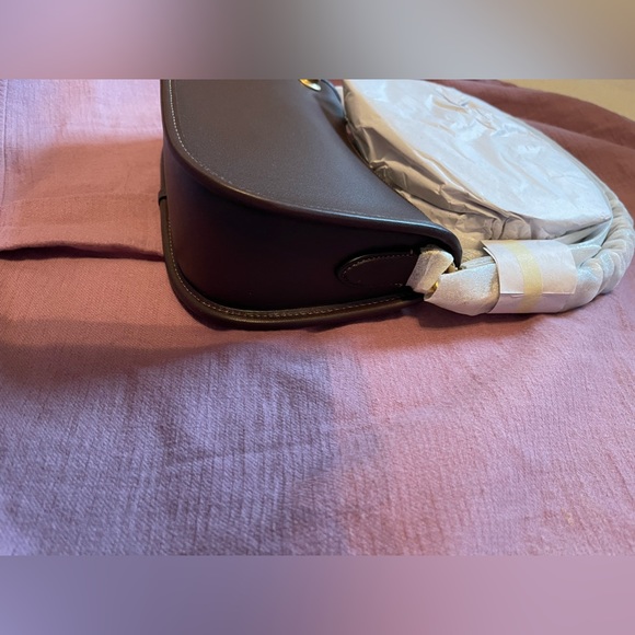 Coach Swinger Bag in Maple - Picture 12 of 14